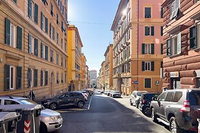 Graceful Home Genova City Center