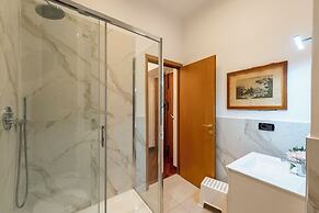 Graceful Home Genova City Center