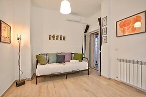 Ravanas 314 Bari Near Station