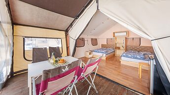 Gapyeong Captain Caravan Glamping