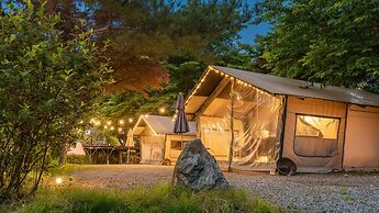 Gapyeong Captain Caravan Glamping