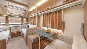 Gapyeong Captain Caravan Glamping