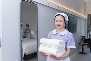 QUEENSLAND HOTEL BANGKOK