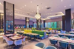 QUEENSLAND HOTEL BANGKOK