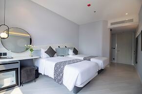 QUEENSLAND HOTEL BANGKOK