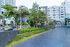 QUEENSLAND HOTEL BANGKOK