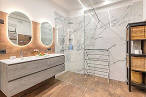 Gemma Marina Near Villa Grock Museum