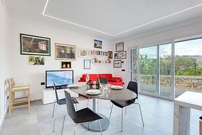 Gemma Marina Near Villa Grock Museum