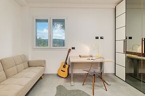 Gemma Marina Near Villa Grock Museum