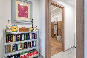 Gemma Marina Near Villa Grock Museum