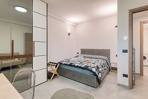 Gemma Marina Near Villa Grock Museum