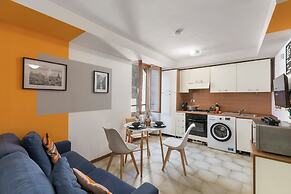 The Harbor Old House