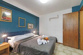 The Harbor Old House