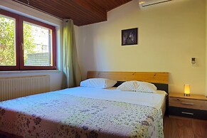 Old Captain's Retreat