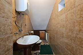 Old Captain's Retreat