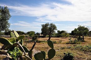 Villino Asteria With Garden Near the sea