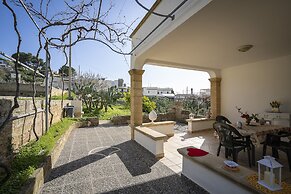 Villino Asteria With Garden Near the sea