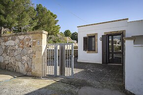 Villino Asteria With Garden Near the sea