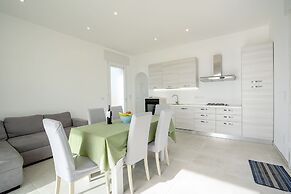 Villa Blu Panoramica Trilo Sea View