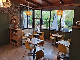 hotel les platanes
