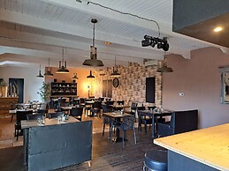 hotel les platanes