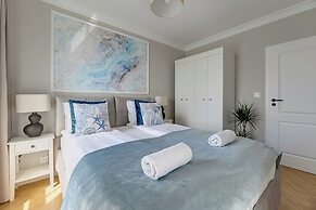 Bulvar Miramar by Lion Apartments