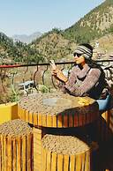 Undiscovered Mountains Hotel