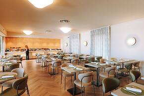 Mövenpick Hotel Bari