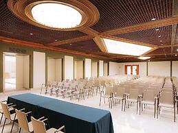 Mövenpick Hotel Bari