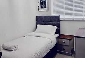 Luxury Getaway in Preston With 5 Bedrooms