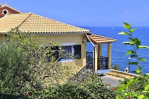 Vostalo apartments by Kassiopi's Sea