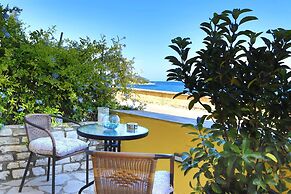 Vostalo apartments by Kassiopi's Sea