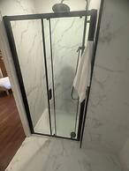 Wasters Arts Bar Hotel