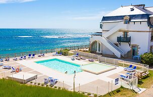 Charming Apt Near La Baule