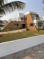 Divyaras Resort