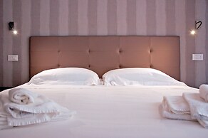 Marconi Seaside Residence Pool Wifi