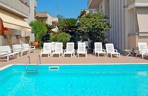 Marconi Seaside Residence Pool Wifi