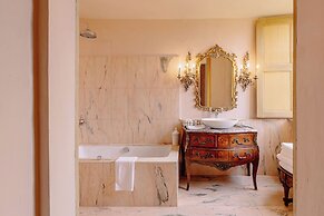 Castello di Casalborgone - Luxury Castle