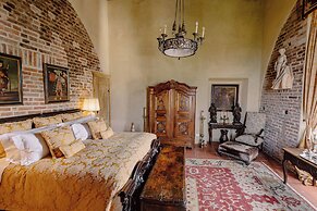 Castello di Casalborgone - Luxury Castle