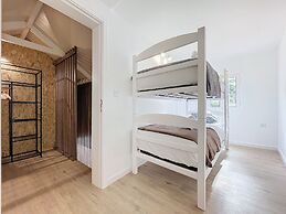 Atlantic Lookout by Atlantic Holiday