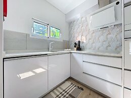 Atlantic Lookout by Atlantic Holiday