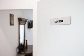 Bucharest Studios Barcelona Room