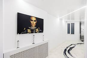 Bucharest Studios Barcelona Room