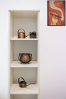 Bucharest Studios Barcelona Room