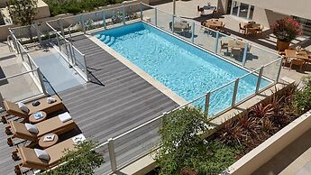 Quality Suites Nice