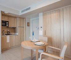 Quality Suites Nice
