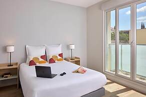 Quality Suites Reims - Saint-Thomas