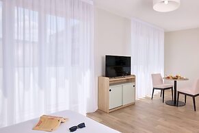 Quality Suites Reims - Saint-Thomas