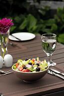 Grand Bungalow Nuwara Eliya by Seven Angels