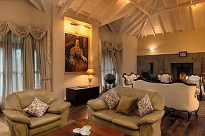 Grand Bungalow Nuwara Eliya by Seven Angels